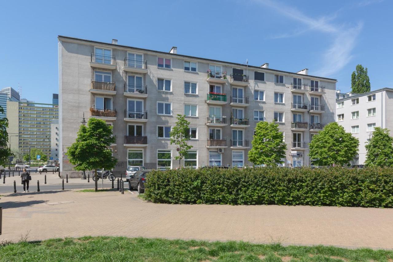 Apartament Center By Renters